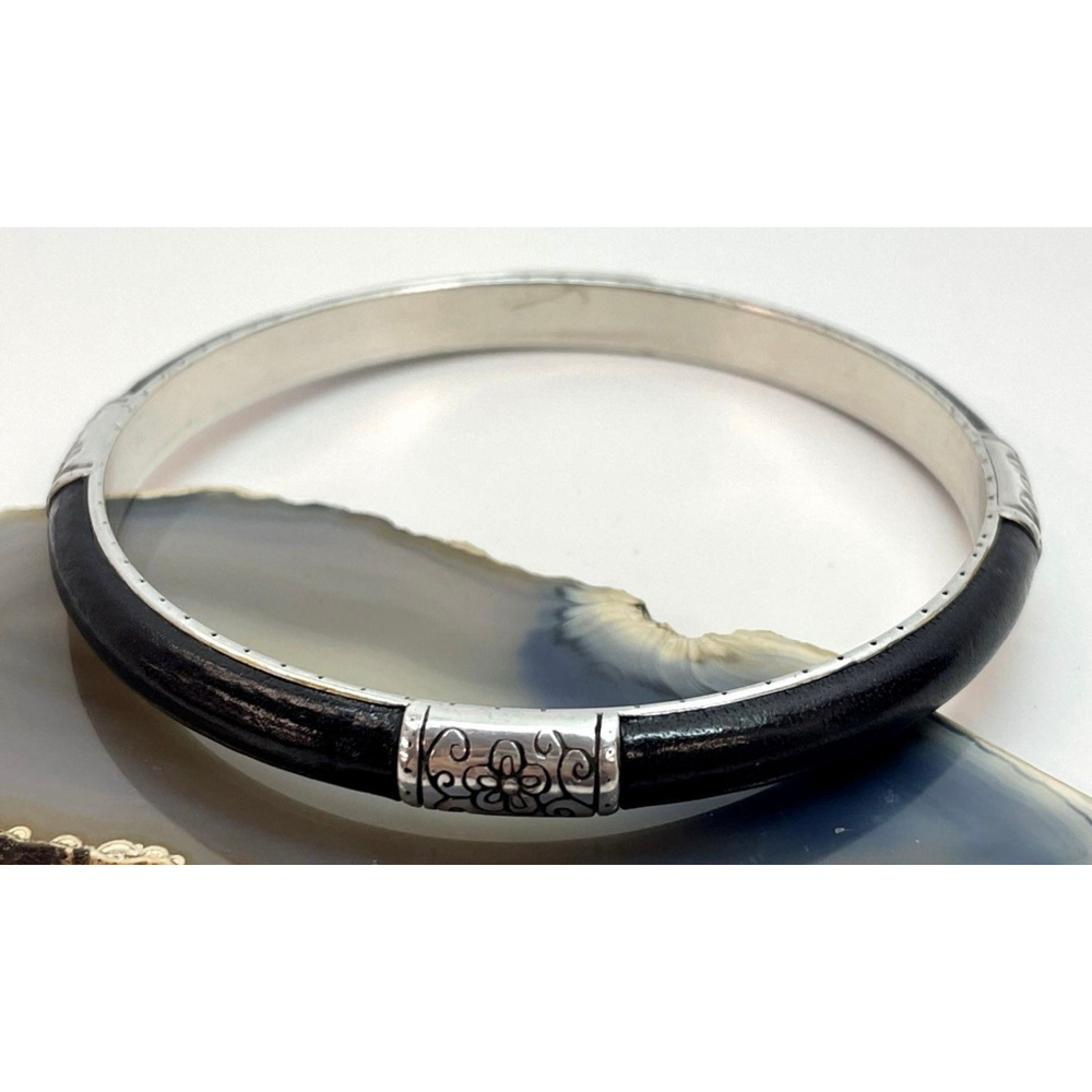 Brighton Vintage Black Leather Silver Bangle Bracelet 1808